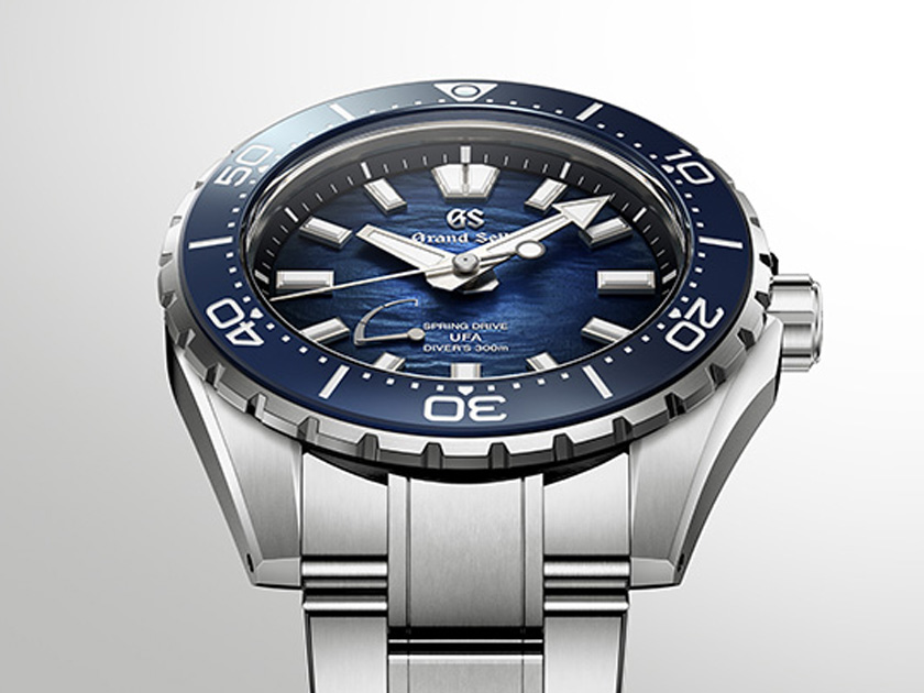スプリングドライブ U.F.A. Ushio 300 Diver 別カット